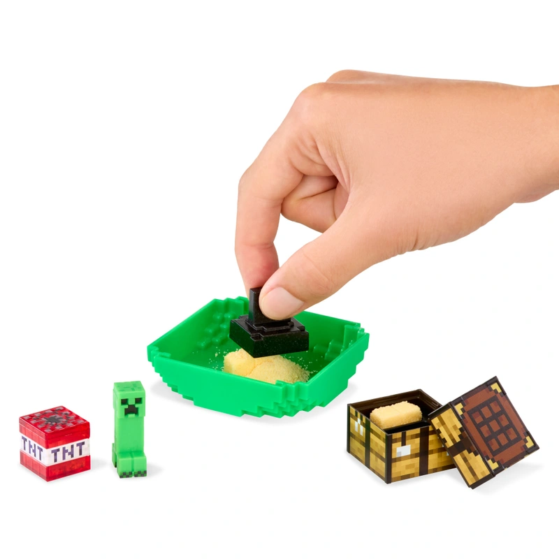 MGA's Miniverse: Make It Mini Minecraft Collectible Assortment