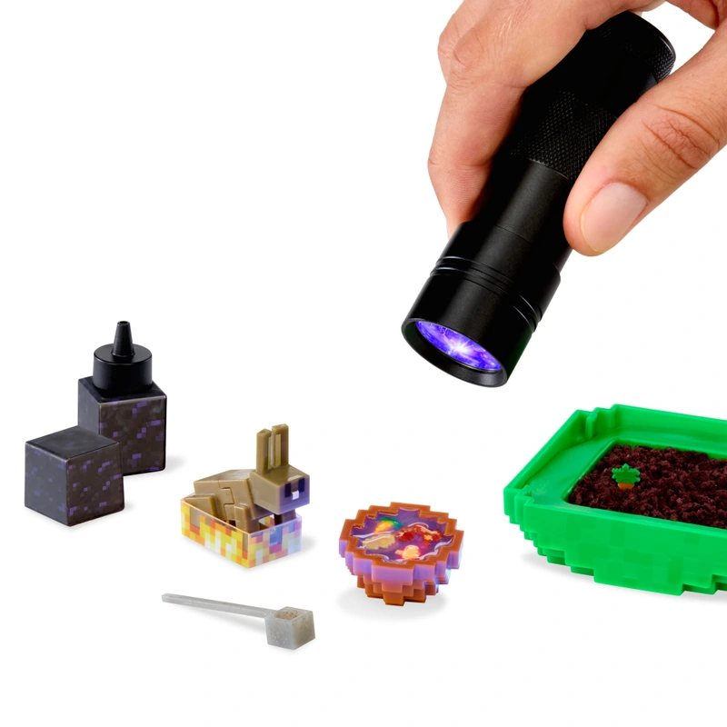 MGA's Miniverse: Make It Mini Minecraft Collectible Assortment